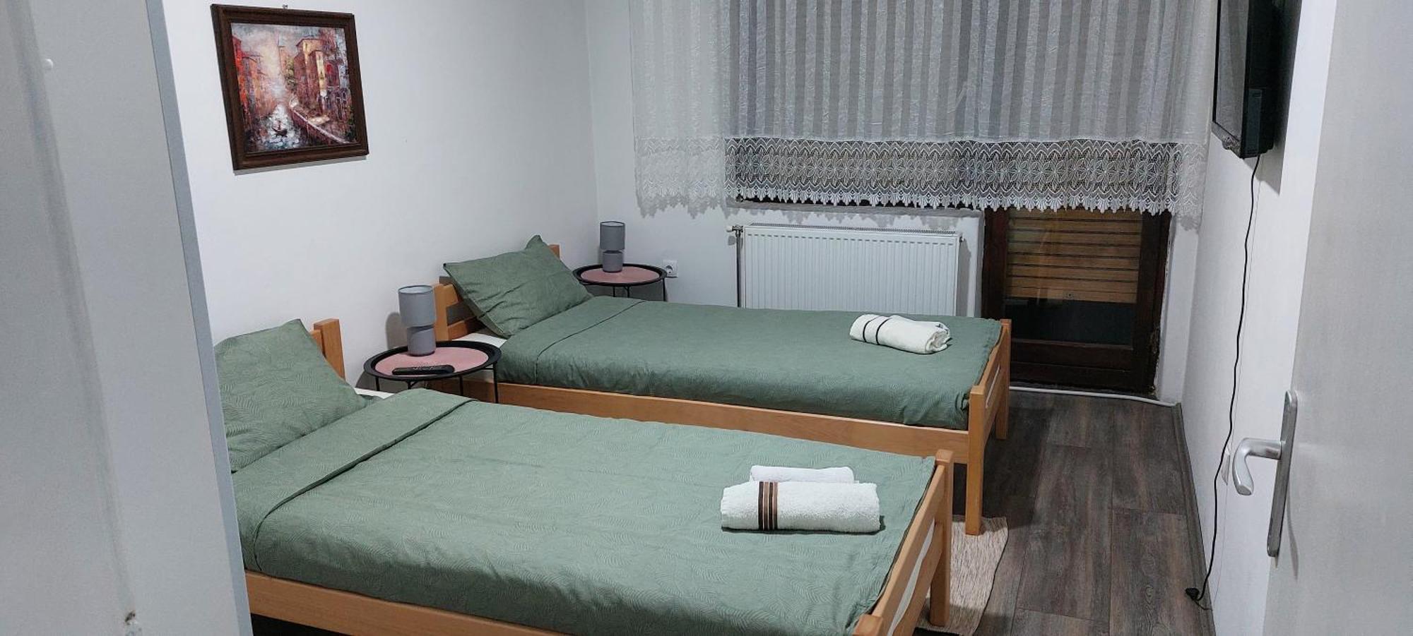 Apartman Aleksic ยาโกดินา ภายนอก รูปภาพ