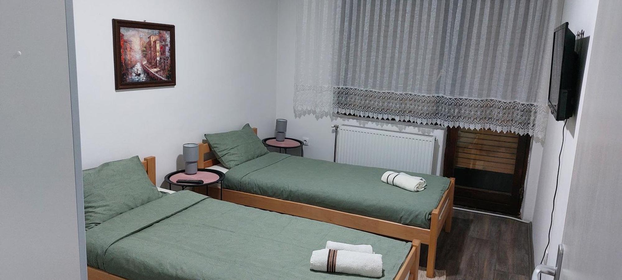 Apartman Aleksic ยาโกดินา ภายนอก รูปภาพ